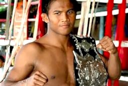 Buakaw por Pramuk, muay thai world champion